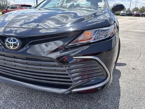 Used 2024 Toyota Camry LE FWD image 9