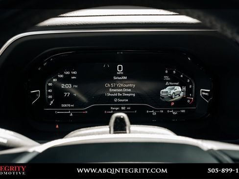 Used 2023 GMC Yukon XL Denali Ultimate AWD/4WD image 30