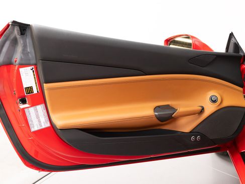 Certified 2019 Ferrari 488 Spider RWD image 56