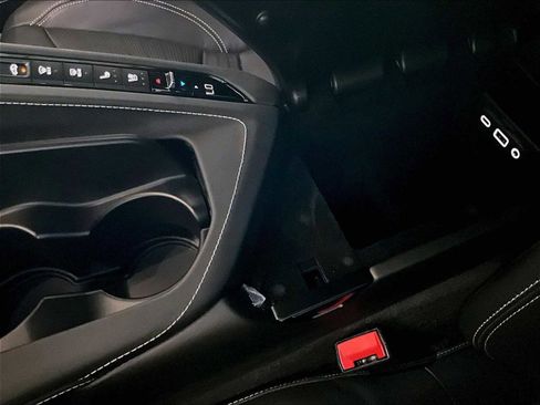 Used 2023 Chevrolet Corvette Stingray Preferred Cpe w/ Z51 Performance Package image 29