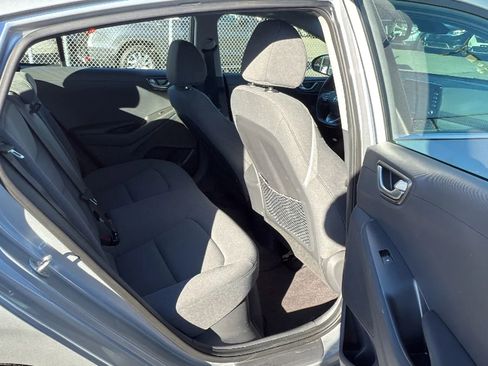 Used 2020 Hyundai Ioniq SEL image 25