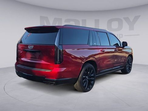 Certified 2026 Cadillac Escalade ESV Platinum Sport w/ LPO, ONYX Package AWD/4WD image 5