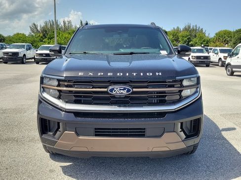 New 2027 Ford Expedition King Ranch RWD image 2