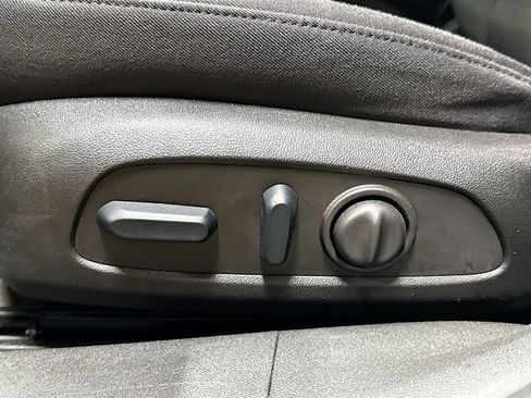 Used 2024 Chevrolet Malibu LT image 18