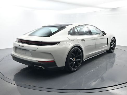 Certified 2025 Porsche Panamera image 14