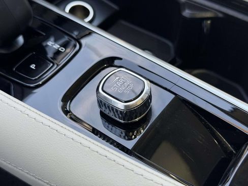 Used 2024 Volvo XC90 T8 Plus w/ Protection Package AWD/4WD image 8