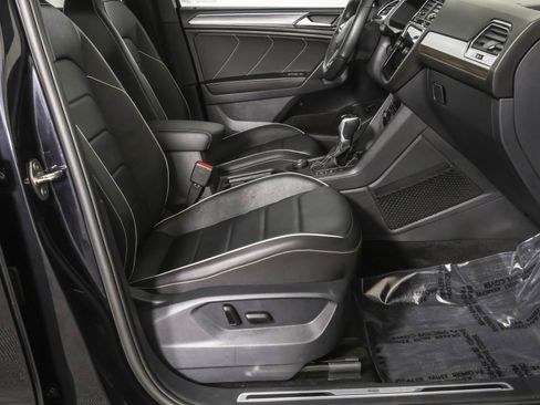 Used 2024 Volkswagen Tiguan SEL R-Line image 45