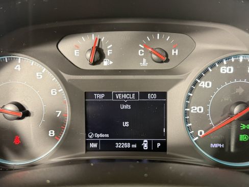 Used 2025 Chevrolet Malibu LS FWD image 17