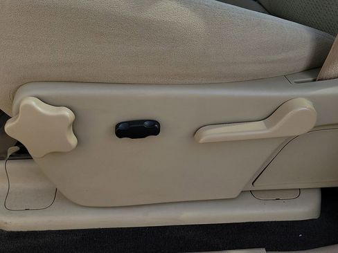 Used 2008 Chevrolet Silverado 3500 LT RWD image 13