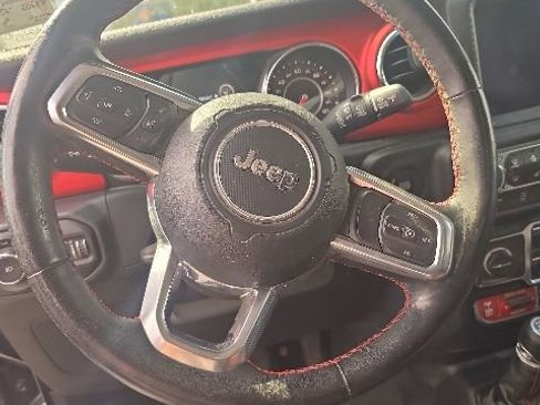 Used 2021 Jeep Wrangler Unlimited Rubicon AWD/4WD image 7