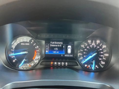 Used 2018 Ford Explorer XLT AWD/4WD image 7