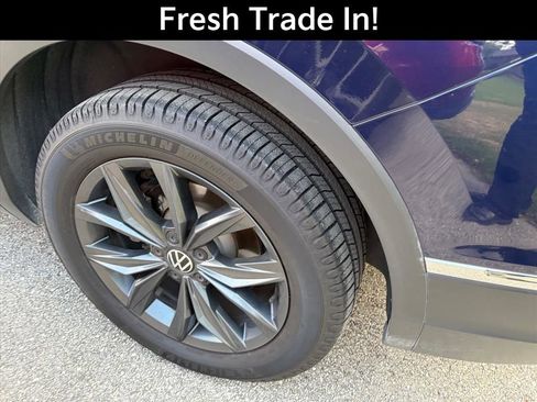 Used 2023 Volkswagen Tiguan SE image 6