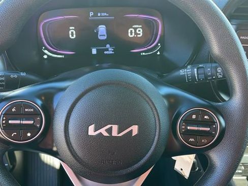 Used 2024 Kia Soul LX w/ Option Group 015 image 16