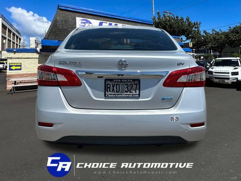 Used 2013 Nissan Sentra SV w/ Premium Pkg FWD image 7