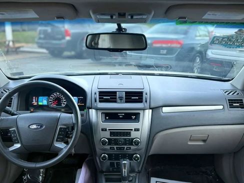 Used 2010 Ford Fusion Hybrid FWD image 13