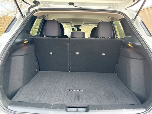 Certified 2025 Nissan Kicks S image 22