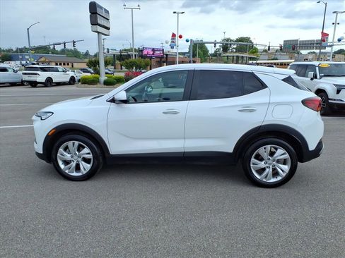 Used 2025 Buick Encore GX Preferred FWD image 2