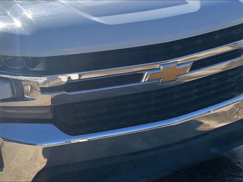 Used 2019 Chevrolet Silverado 1500 LT w/ Texas Edition image 29