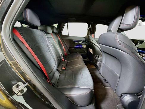 Certified 2026 Mercedes-Benz GLC 43 AMG 4MATIC image 30