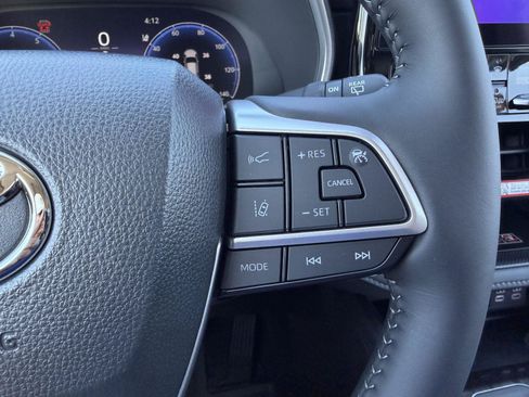 New 2026 Toyota Highlander Limited AWD/4WD image 35