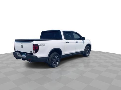 Used 2023 Honda Ridgeline Sport image 8