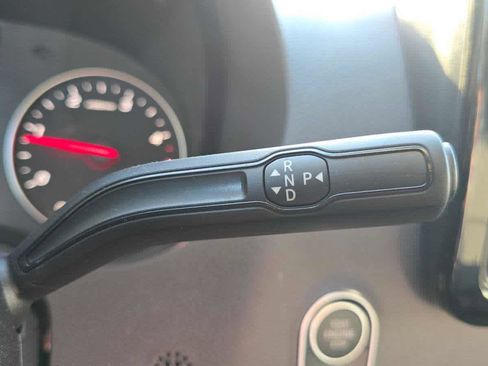 Used 2025 Mercedes-Benz Sprinter 2500 image 37