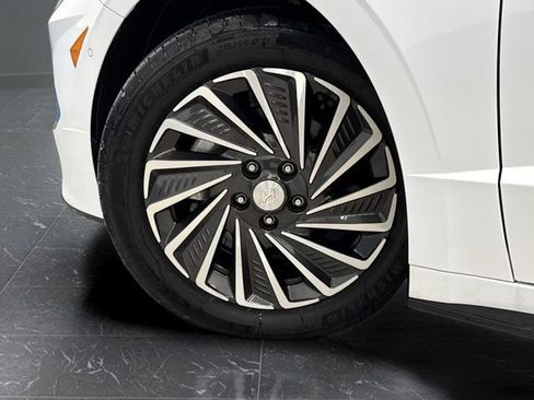 Used 2023 Hyundai Sonata Limited w/ Cargo Package image 34