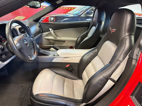 Used 2007 Chevrolet Corvette Coupe w/ Preferred Equipment Group RWD image 27