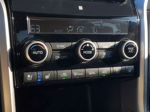 Used 2022 Subaru Ascent Touring image 31