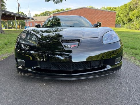 Used 2007 Chevrolet Corvette Z06 RWD image 9