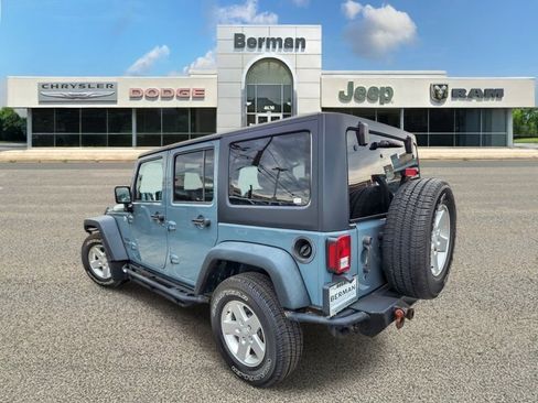 Used 2015 Jeep Wrangler Unlimited Sport w/ Quick Order Package 24S AWD/4WD image 7