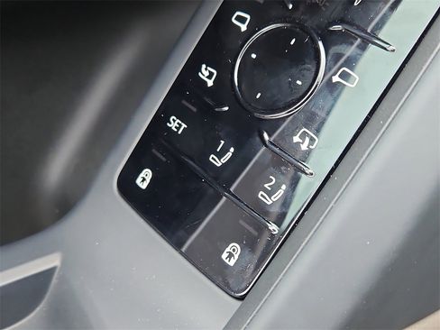 New 2025 Audi Q5 Premium Plus image 14