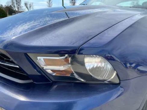 Used 2010 Ford Mustang Coupe RWD image 80