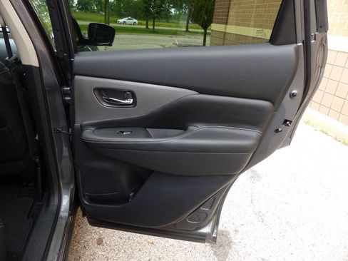 Used 2020 Nissan Murano SL w/ Moonroof Package FWD image 45
