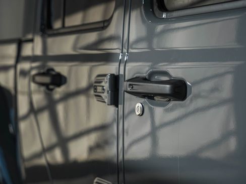 New 2026 Jeep Gladiator Sport image 16