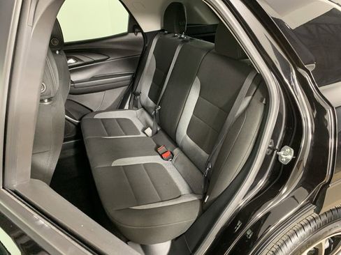 Used 2025 Chevrolet TrailBlazer LT image 29