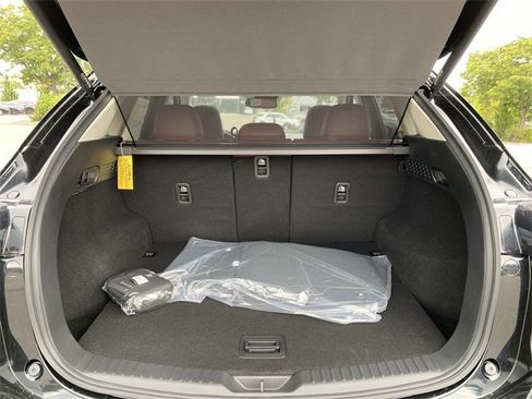 New 2025 MAZDA CX-5 Carbon Edition image 28