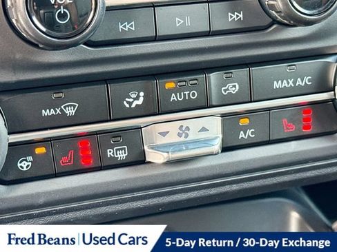 Used 2024 Ford Bronco Outer Banks AWD/4WD image 27