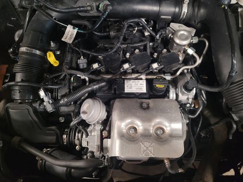 Used 2021 Ford EcoSport Titanium image 30