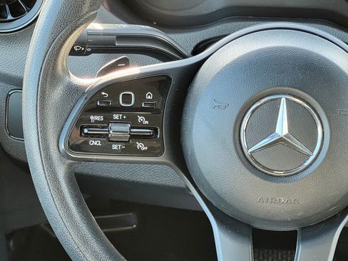 Used 2020 Mercedes-Benz Sprinter 2500 image 22