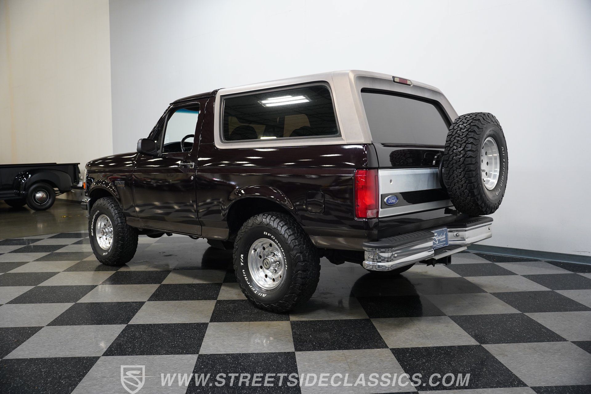 Used 1996 Ford Bronco Eddie Bauer AWD/4WD image 10