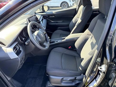 Used 2021 Toyota C-HR LE image 14