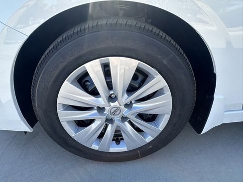 New 2025 Nissan Sentra S image 30