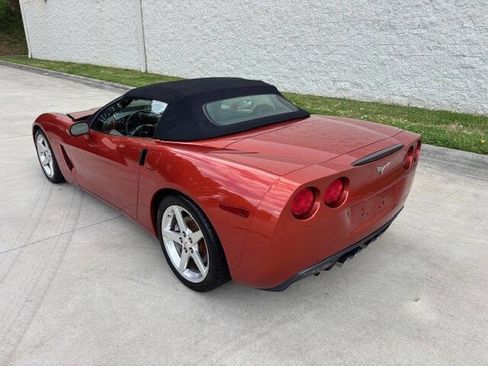 Used 2005 Chevrolet Corvette Convertible w/ Preferred Equipment Group image 3