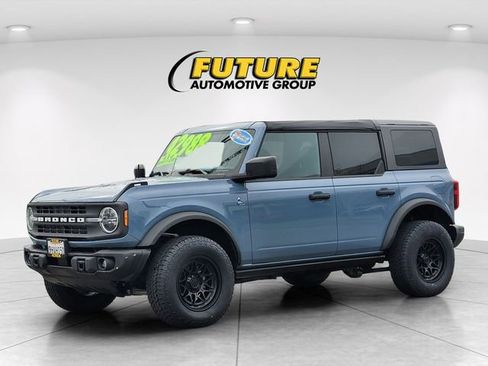 Used 2023 Ford Bronco Black Diamond image 5