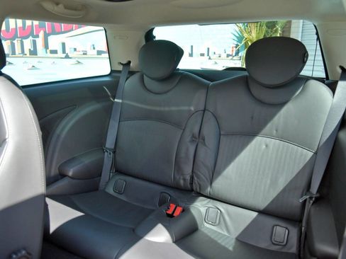 Used 2013 MINI Cooper S w/ Premium Pkg 2 FWD image 19