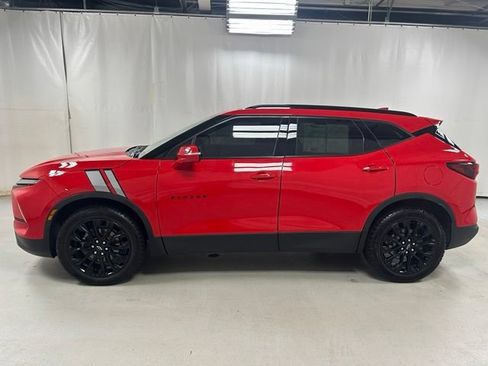 Used 2023 Chevrolet Blazer LT w/ LPO, Black Sport Package AWD/4WD image 8