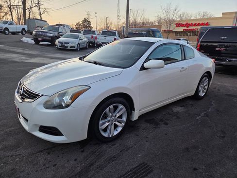 Used 2011 Nissan Altima 2.5 S image 4