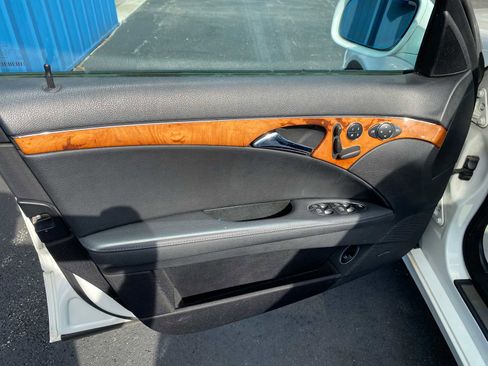 Used 2008 Mercedes-Benz E 350 Sport image 34