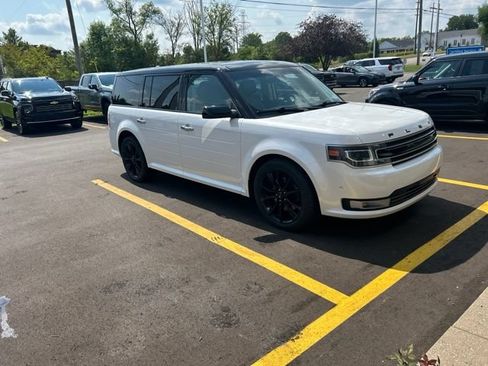 Used 2016 Ford Flex Limited w/ Equipment Group 303A AWD/4WD image 2